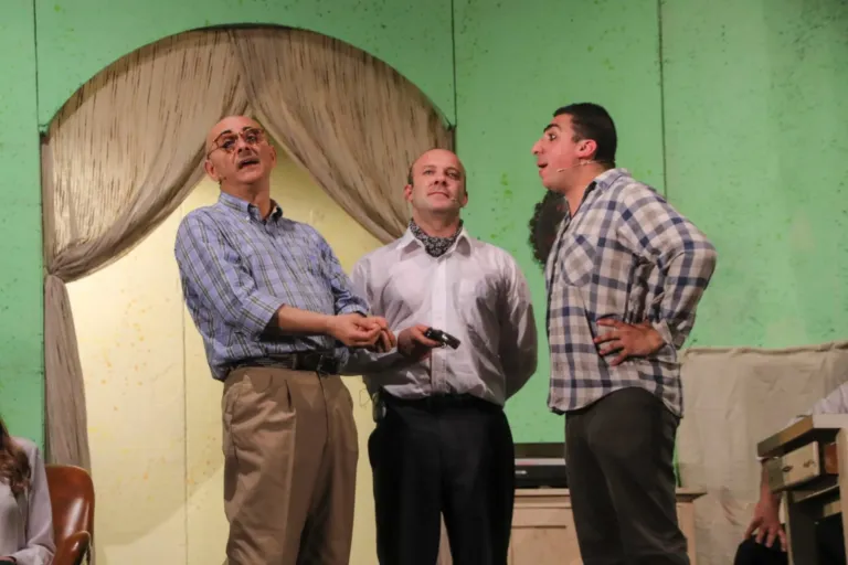 Il bossolo, Compagnia Teatrale Jonica: foto di scena