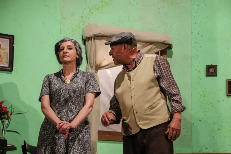 Il bossolo, Compagnia Teatrale Jonica: foto di scena