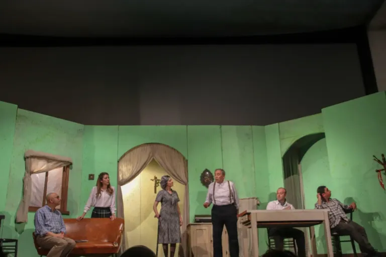Il bossolo, Compagnia Teatrale Jonica: foto di scena