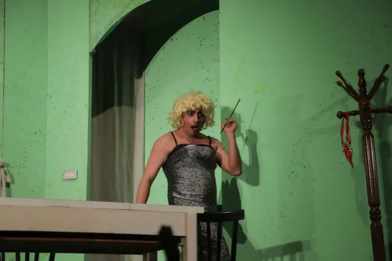 Il bossolo, Compagnia Teatrale Jonica: foto di scena