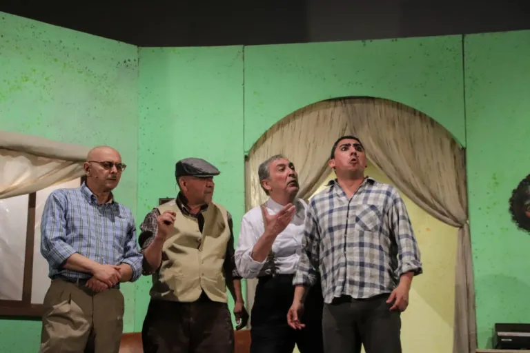 Il bossolo, Compagnia Teatrale Jonica: foto di scena