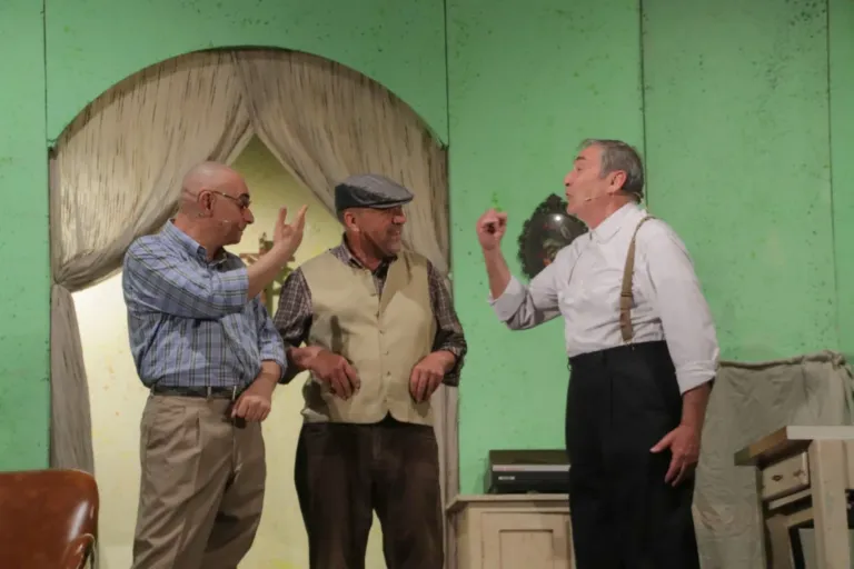 Il bossolo, Compagnia Teatrale Jonica: foto di scena