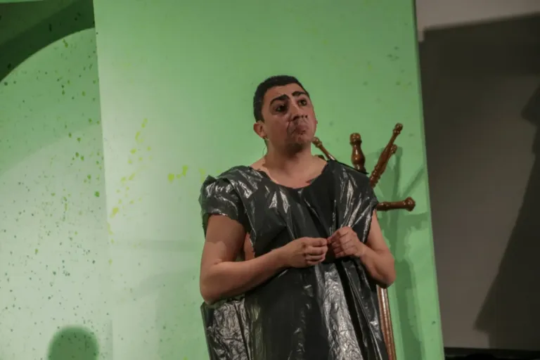 Il bossolo, Compagnia Teatrale Jonica: foto di scena