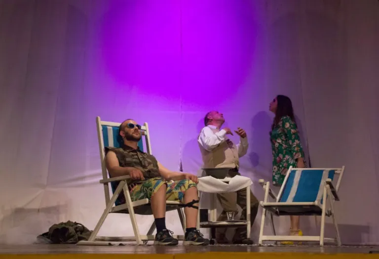 La morsa · Un posticino tranquillo, Compagnia Teatrale Jonica: foto di scena