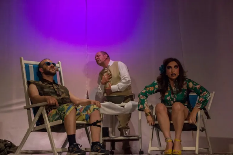 La morsa · Un posticino tranquillo, Compagnia Teatrale Jonica: foto di scena