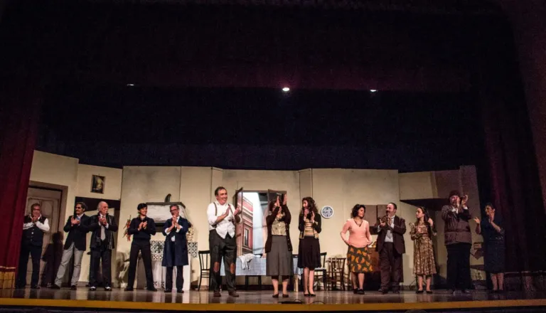 L'ha fatto una signora, Compagnia Teatrale Jonica: foto di scena
