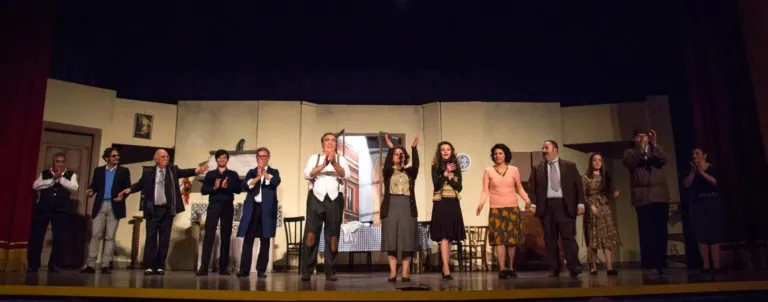 L'ha fatto una signora, Compagnia Teatrale Jonica: foto di scena