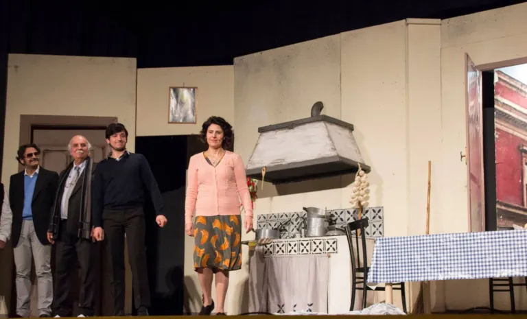 L'ha fatto una signora, Compagnia Teatrale Jonica: foto di scena