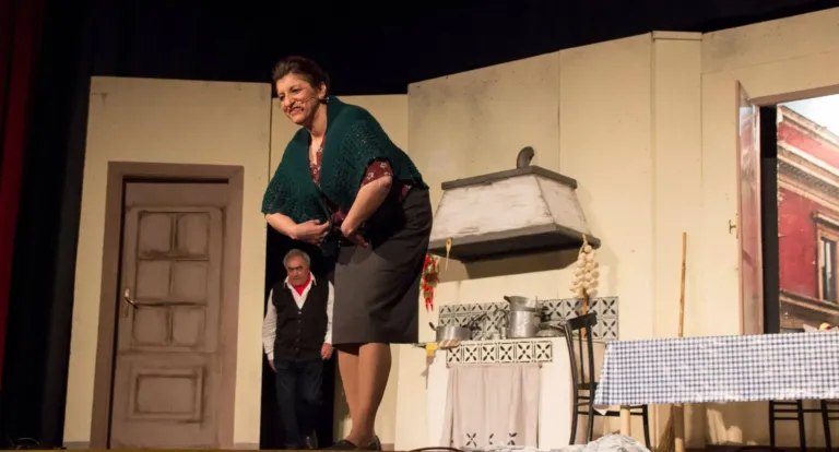 L'ha fatto una signora, Compagnia Teatrale Jonica: foto di scena