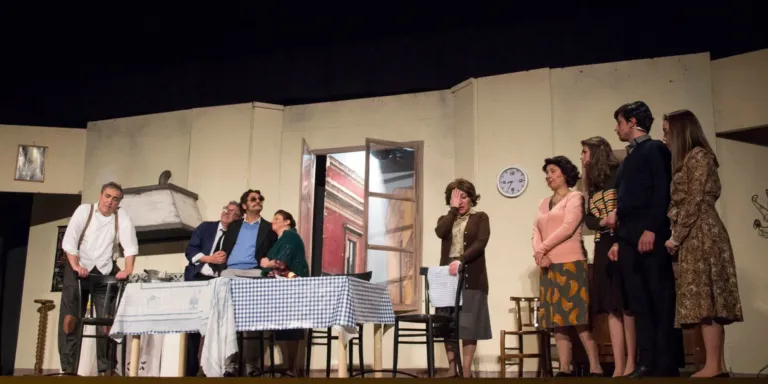 L'ha fatto una signora, Compagnia Teatrale Jonica: foto di scena