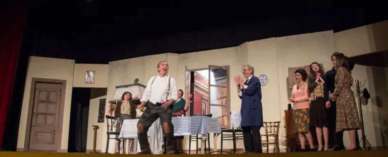 L'ha fatto una signora, Compagnia Teatrale Jonica: foto di scena