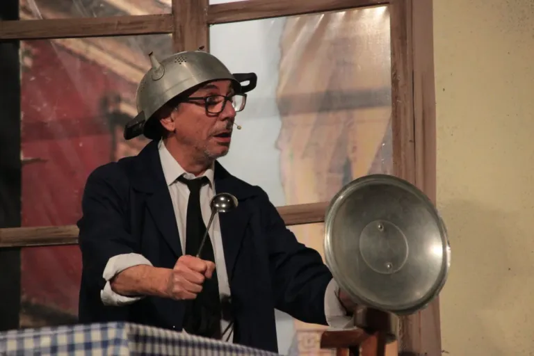 L'ha fatto una signora, Compagnia Teatrale Jonica: foto di scena