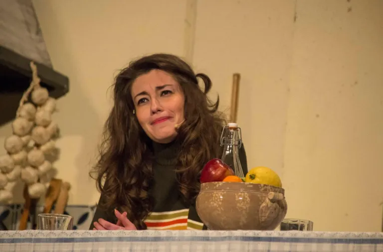 L'ha fatto una signora, Compagnia Teatrale Jonica: foto di scena