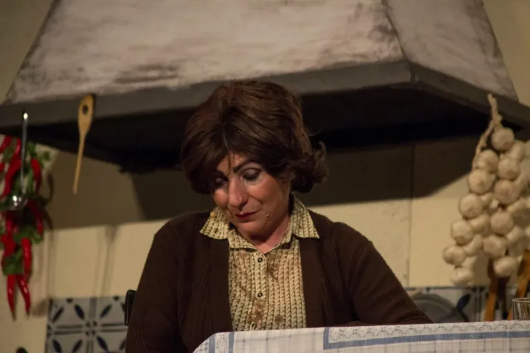 L'ha fatto una signora, Compagnia Teatrale Jonica: foto di scena