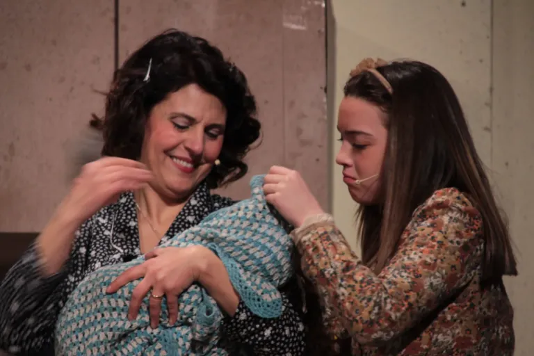L'ha fatto una signora, Compagnia Teatrale Jonica: foto di scena