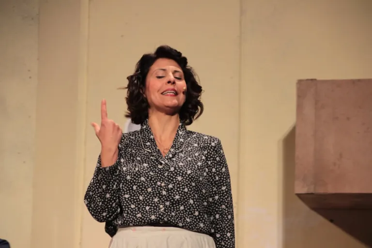 L'ha fatto una signora, Compagnia Teatrale Jonica: foto di scena