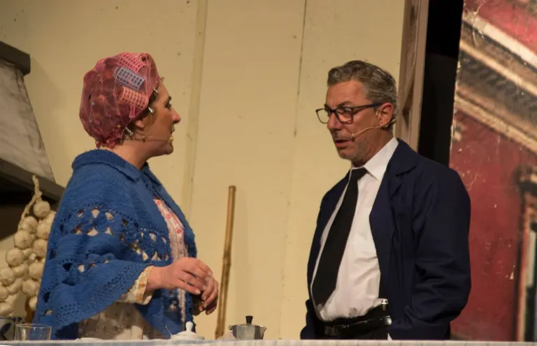 L'ha fatto una signora, Compagnia Teatrale Jonica: foto di scena