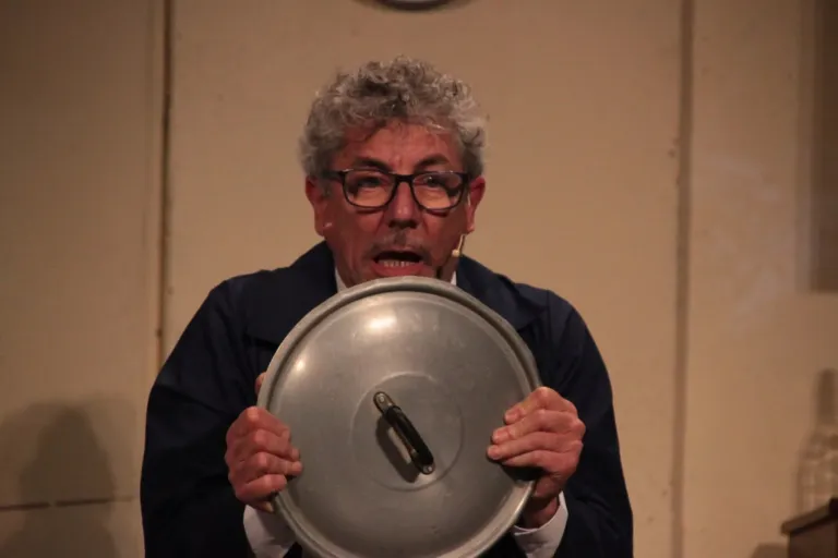 L'ha fatto una signora, Compagnia Teatrale Jonica: foto di scena