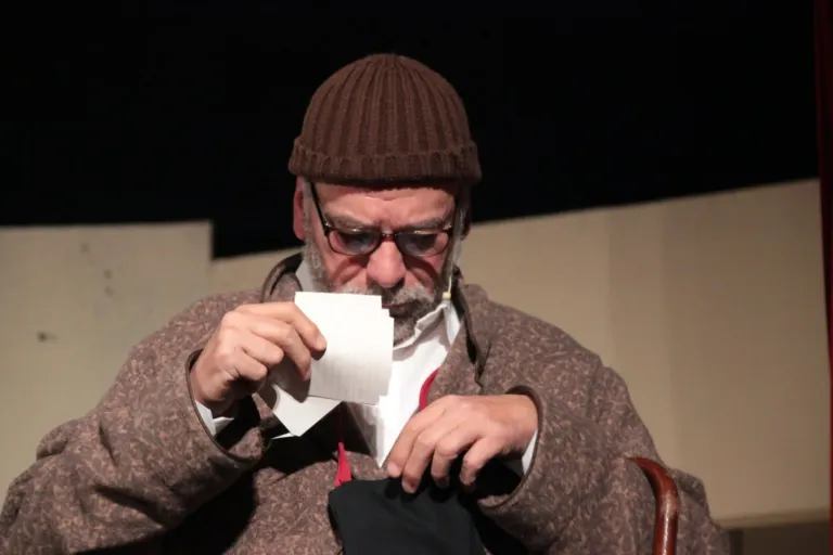 L'ha fatto una signora, Compagnia Teatrale Jonica: foto di scena