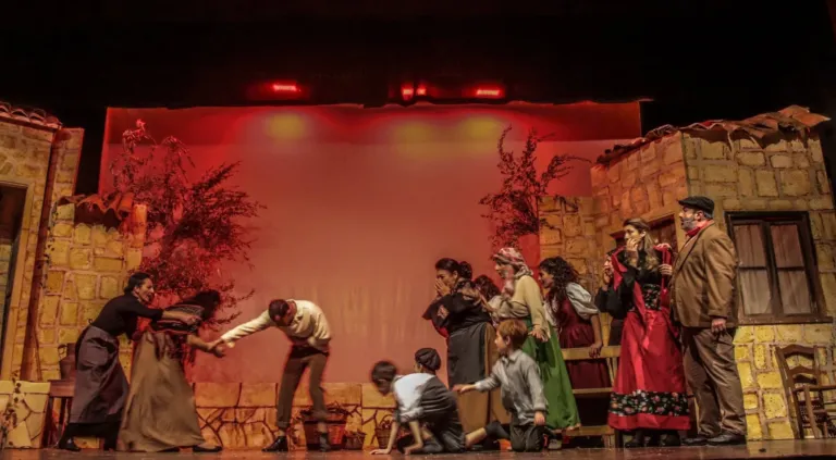 Liolà, Compagnia Teatrale Jonica: foto di scena