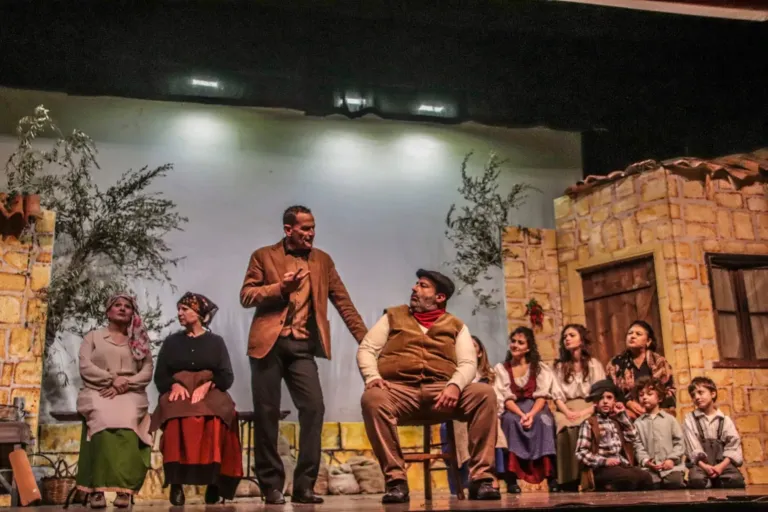 Liolà, Compagnia Teatrale Jonica: foto di scena