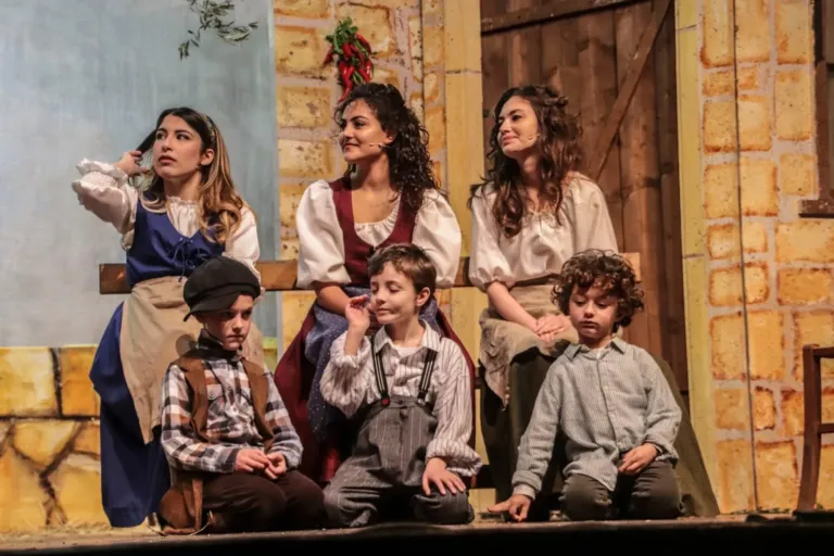 Liolà, Compagnia Teatrale Jonica: foto di scena