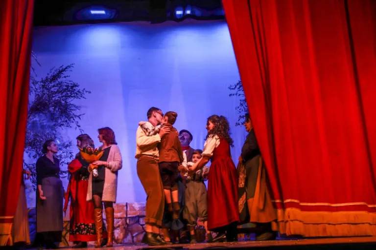 Liolà, Compagnia Teatrale Jonica: foto di scena