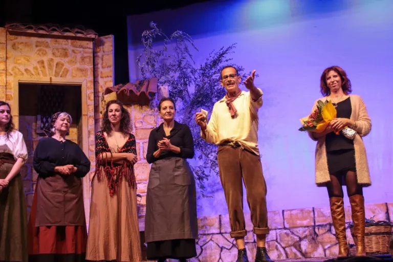 Liolà, Compagnia Teatrale Jonica: foto di scena