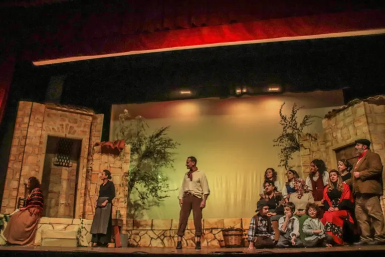 Liolà, Compagnia Teatrale Jonica: foto di scena