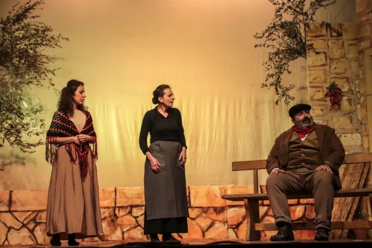 Liolà, Compagnia Teatrale Jonica: foto di scena