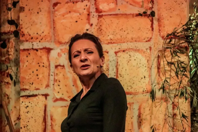 Liolà, Compagnia Teatrale Jonica: foto di scena