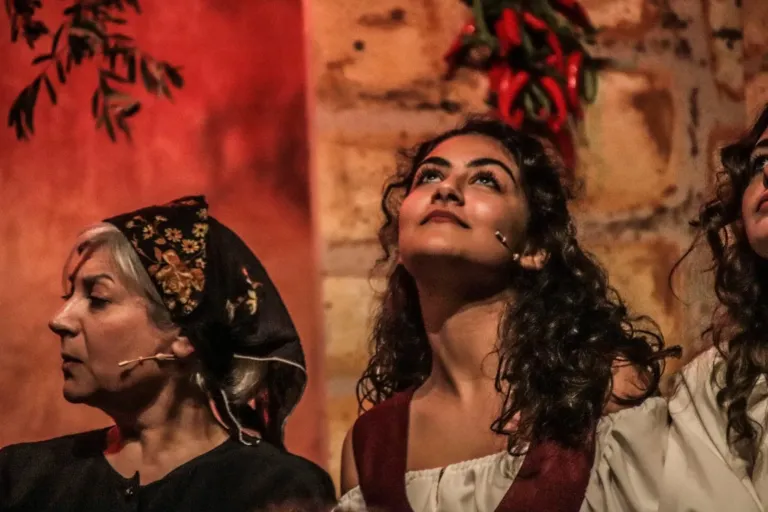 Liolà, Compagnia Teatrale Jonica: foto di scena