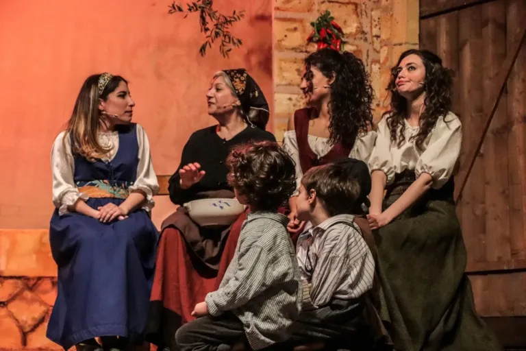 Liolà, Compagnia Teatrale Jonica: foto di scena