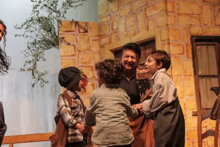 Liolà, Compagnia Teatrale Jonica: foto di scena