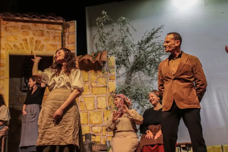 Liolà, Compagnia Teatrale Jonica: foto di scena
