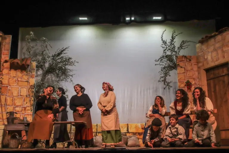 Liolà, Compagnia Teatrale Jonica: foto di scena