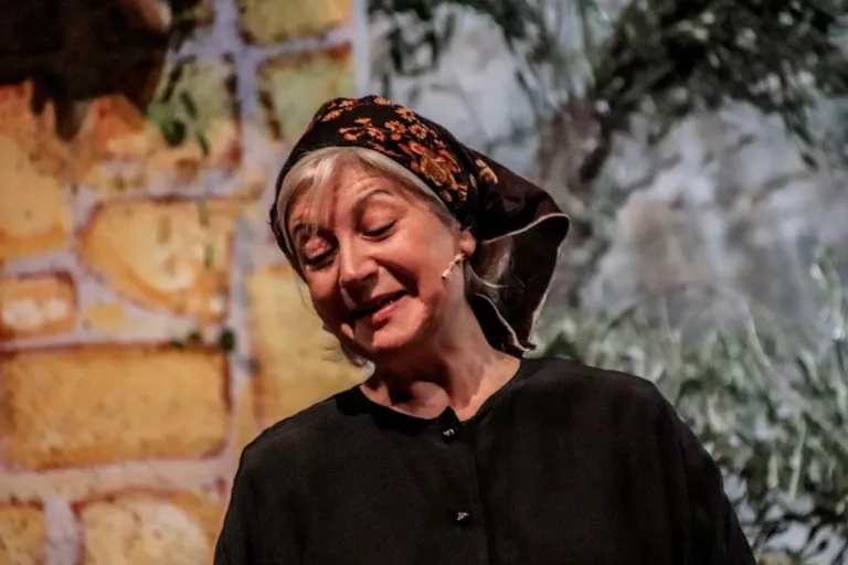 Liolà, Compagnia Teatrale Jonica: foto di scena