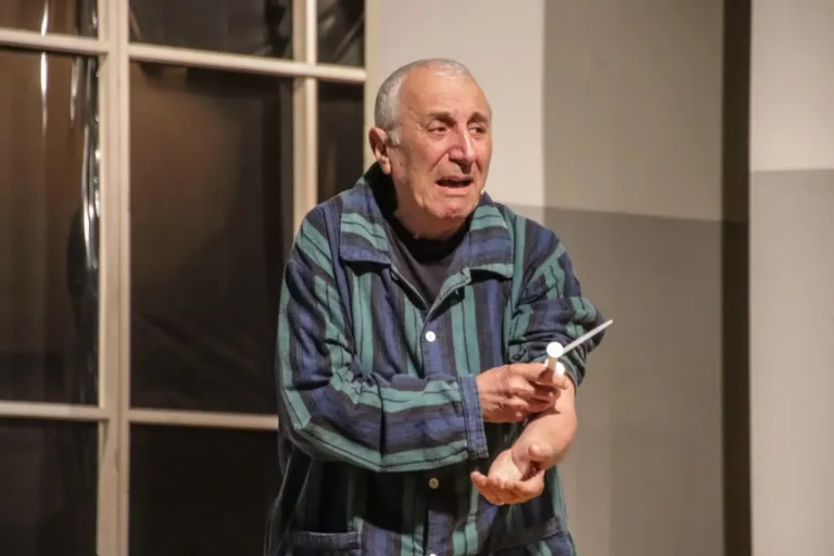 Occhio non vede, Compagnia Teatrale Jonica: foto di scena