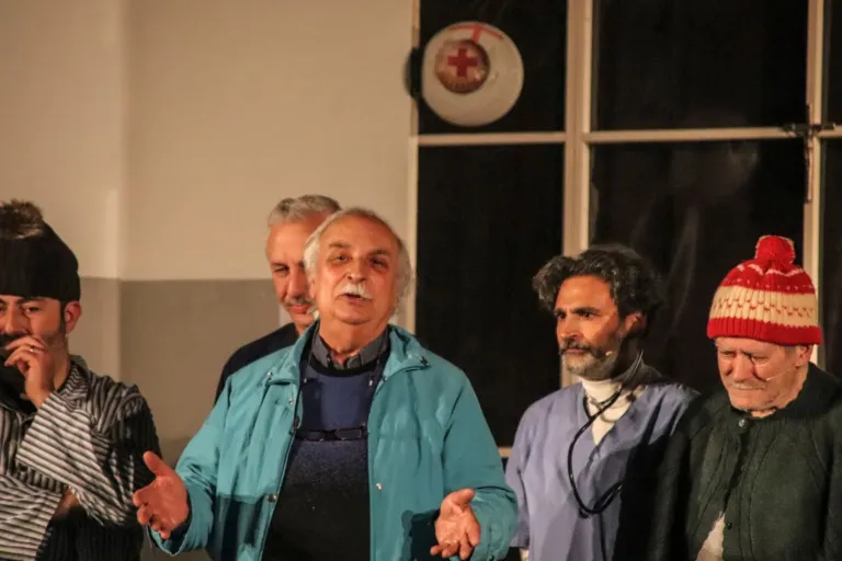 Occhio non vede, Compagnia Teatrale Jonica: foto di scena