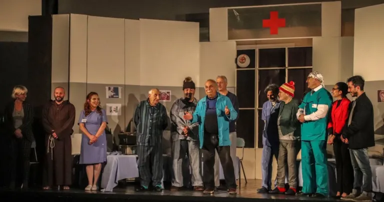 Occhio non vede, Compagnia Teatrale Jonica: foto di scena