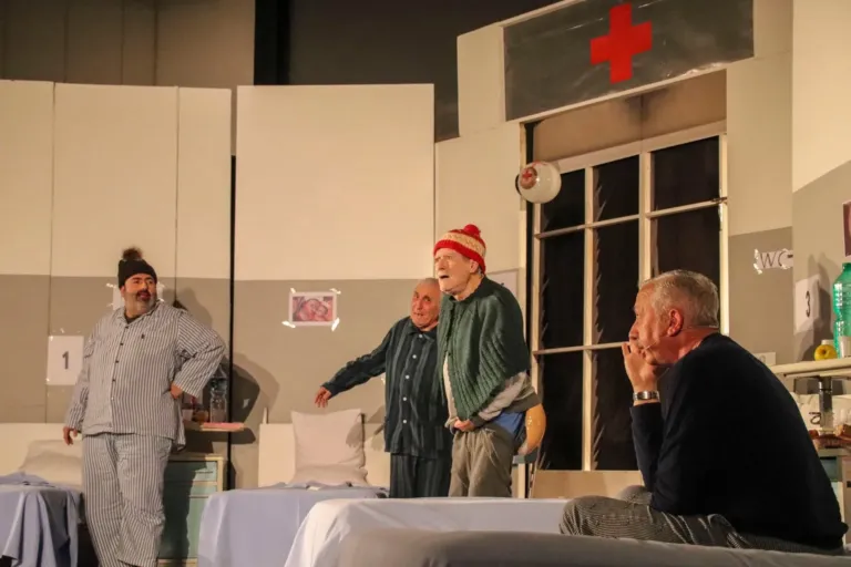 Occhio non vede, Compagnia Teatrale Jonica: foto di scena
