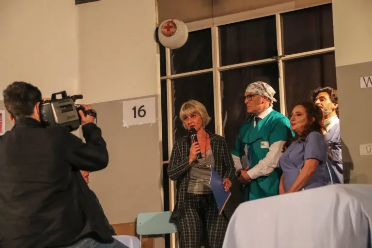 Occhio non vede, Compagnia Teatrale Jonica: foto di scena