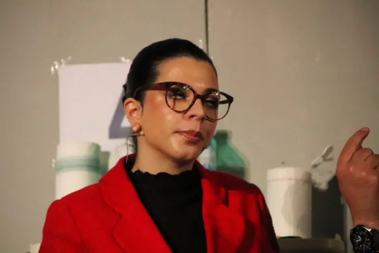 Occhio non vede, Compagnia Teatrale Jonica: foto di scena