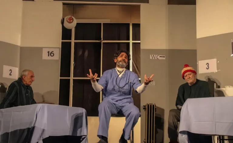 Occhio non vede, Compagnia Teatrale Jonica: foto di scena