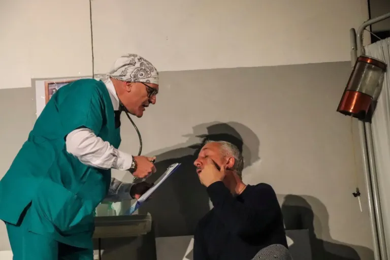 Occhio non vede, Compagnia Teatrale Jonica: foto di scena