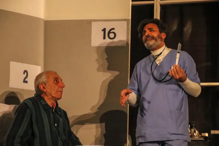 Occhio non vede, Compagnia Teatrale Jonica: foto di scena