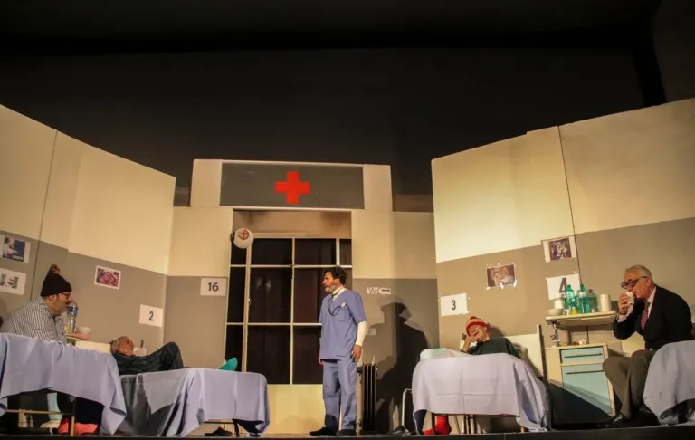 Occhio non vede, Compagnia Teatrale Jonica: foto di scena