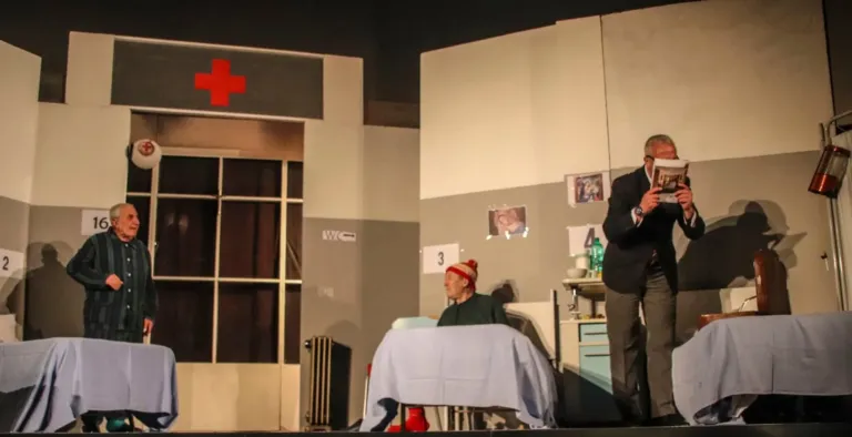 Occhio non vede, Compagnia Teatrale Jonica: foto di scena