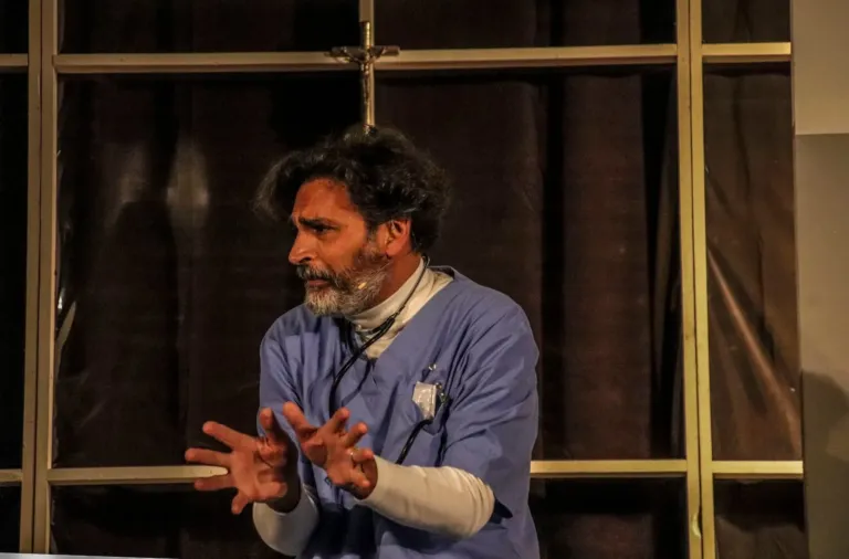 Occhio non vede, Compagnia Teatrale Jonica: foto di scena