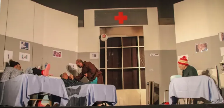 Occhio non vede, Compagnia Teatrale Jonica: foto di scena